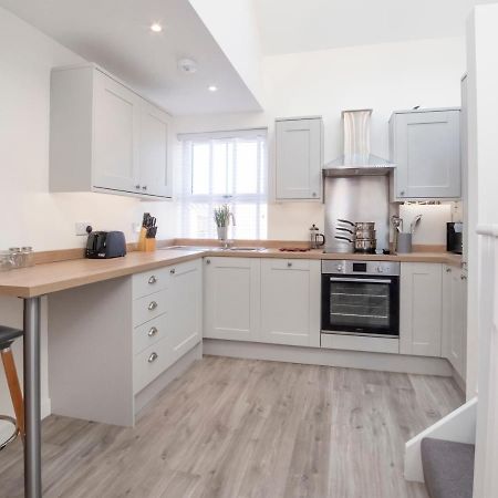 Livingstone Street Apartments With Free Parking ヨーク エクステリア 写真